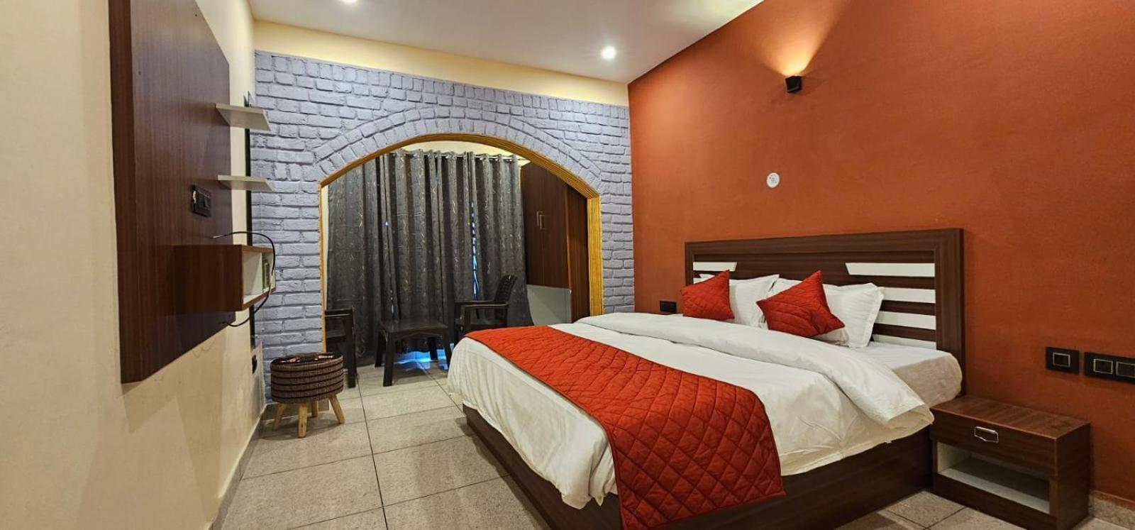 Golden Himalaya Homestay Kausani Exterior photo