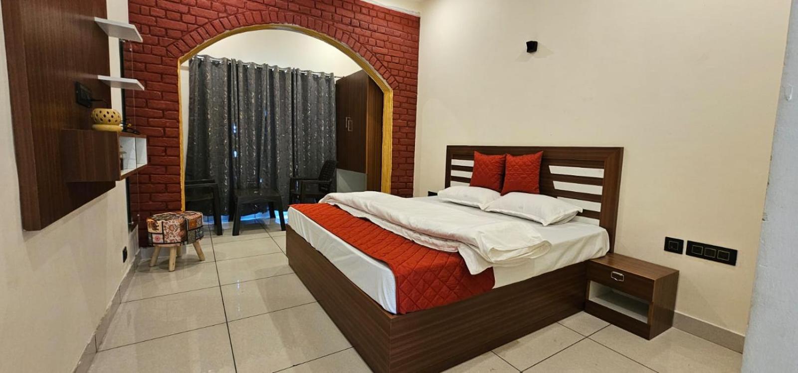 Golden Himalaya Homestay Kausani Exterior photo